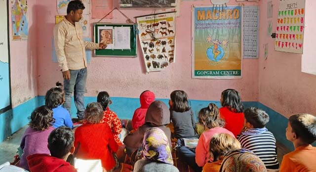 INDIA_EDU1.jpg