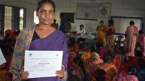 INDIA_MAM_GRADUACION2.jpg